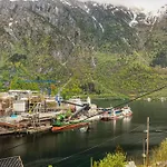 Odda Living - 3br & 1br - A3 Apartament Tokheim