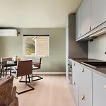 Odda Living - 3br & 1br - A3 Apartament *