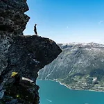 Odda Living - 3br & 1br - A3 Apartament