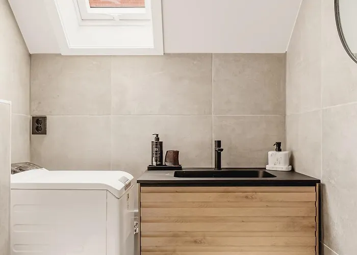 Odda Living - 3br & 1br - A3