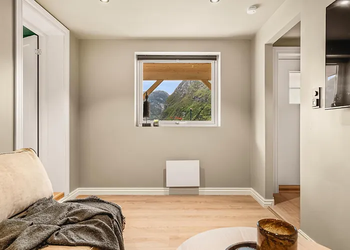 شقة Odda Living - 3br & 1br - A3