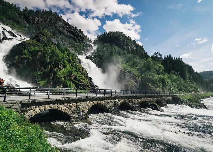 Odda Living - 3br & 1br - A3 *
